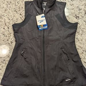 NWT Brooks Black Running Vest Sz Small